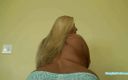 Naughty Desiree: Самая большая толстая задница сидела на стуле