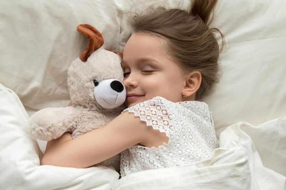 Genialer Einschlaftrick: So schläft dein Kind im Nu ein