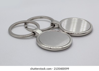 metal round keychain with ring
