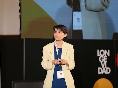 La científica Ana María Cuervo en su charla en la Universidad de Salamanca.