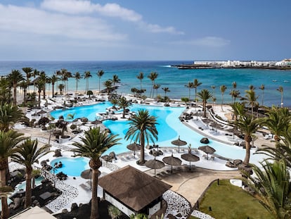 Vista del hotel Paradisus Lanzarote Pool, de Meliá.