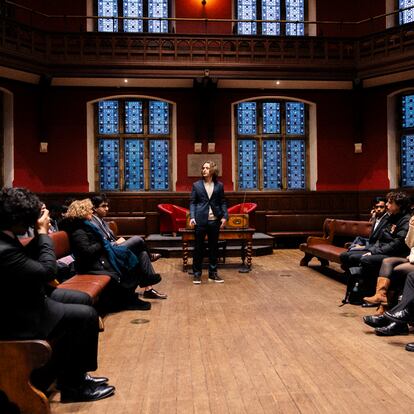 Debate night at the Oxford Union, one of the most traditional student societies in existence. Controversial and irreverent, it has produced British politicians such as Boris Johnson and Jacob Rees-Mogg.