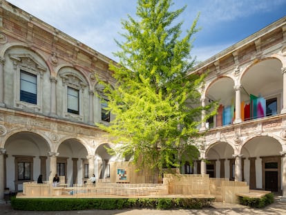 El pabellón Nutura en el claustro del Filarete, en la Università Statale, de Milán donde se inauguró en el Salone del Mobile.
