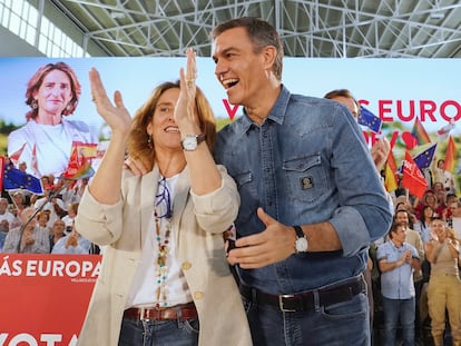 Teresa Ribera y Pedro Sánchez, en Valladolid en el mitin central del PSOE en la campaña de las elecciones europeas.