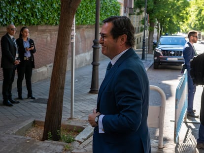El presidente de la CEOE, Antonio Garamendi, el pasado sábado a su llegada a la reunión de empresarios españoles con el presidente argentino en Madrid.