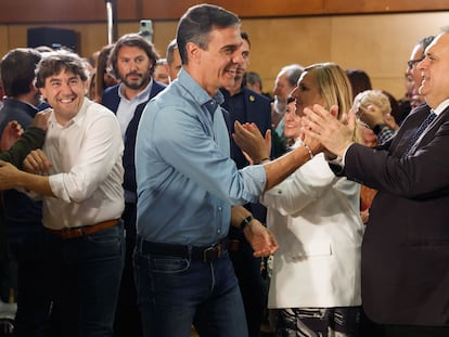 El presidente del Gobierno, Pedro Sánchez, durante un acto de campaña de cara a las elecciones europeas este jueves en Barakaldo.