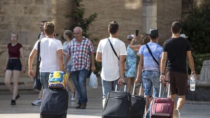 Turistas en el centro de Valencia.