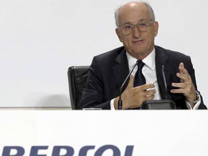 EL presidente de Repsol, Antonio Brufau, durante su intervención en la junta de accionistas.