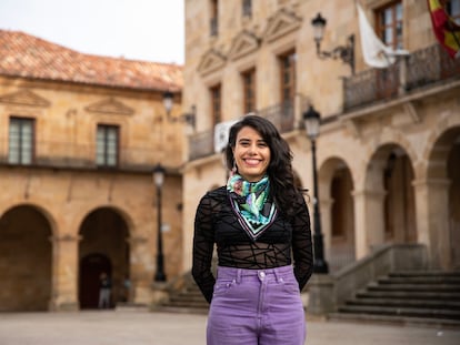 La directora Mariana Rivera en la Plaza Mayor de Soria este 16 de marzo