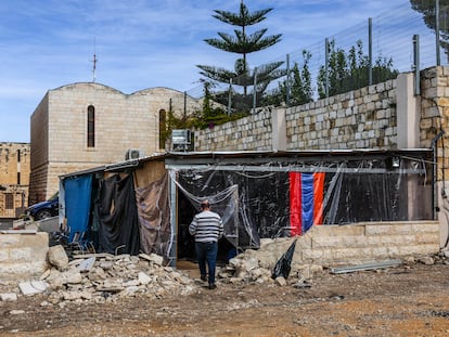 En febrero estalló un conflicto entre la comunidad armenia de Jerusalén y un grupo de colonos judíos por el temor de los primeros a que les arrebatasen unos terrenos del barrio armenio de la ciudad.