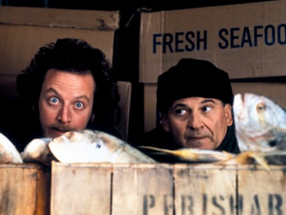 Daniel Stern (a la izquierda) y Joe Pesci en la película de 1992 'Solo en casa 2: Perdido en Nueva York'.