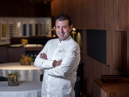 El cocinero y empresario Ricard Camarena, en el restaurante gastronómico que lleva su nombre en Valencia.