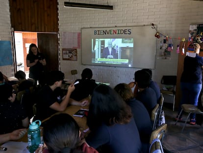Estudiantes en la escuela Amaranta Gómez para infancias trans, en Santiago, en 2018.