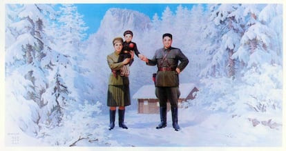 Kim Jong-il nació el 16 de febrero de 1942 en una cabaña en un campamento guerrillero secreto en la falda del sagrado Monte Paektu, según la biografía oficial