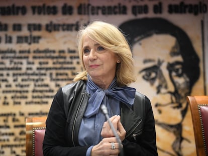La anterior presidenta interina de RTVE, Elena Sánchez Caballero, durante la Comisión Mixta de Control Parlamentario de la Corporación RTVE y sus Sociedades, en el Senado, el pasado marzo.