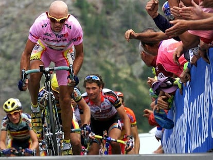 Pantani, en el Giro de 1999.