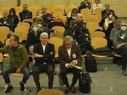 El banquillo de los acusados, con Álvaro Pérez, Pablo Crespo y Francisco Correa, en primera fila; y Francisco Camps, al fondo a la derecha, el pasado 23 de enero de 2023.