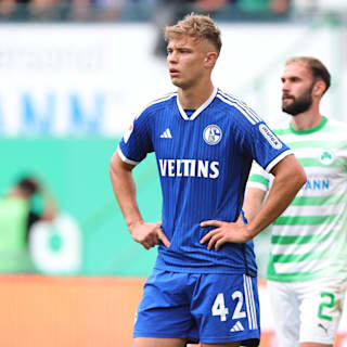 Werder Bremen: Schalke-Stürmer Keke Topp im Anflug