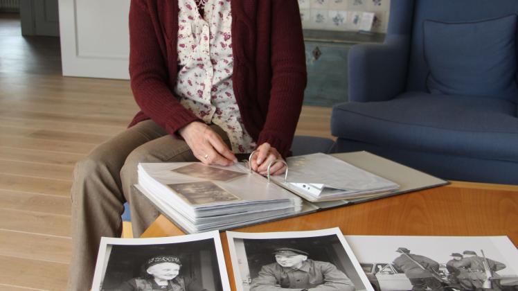 Wie es mal war: Karin Lambertsen präsentiert historische Aufnahmen.   