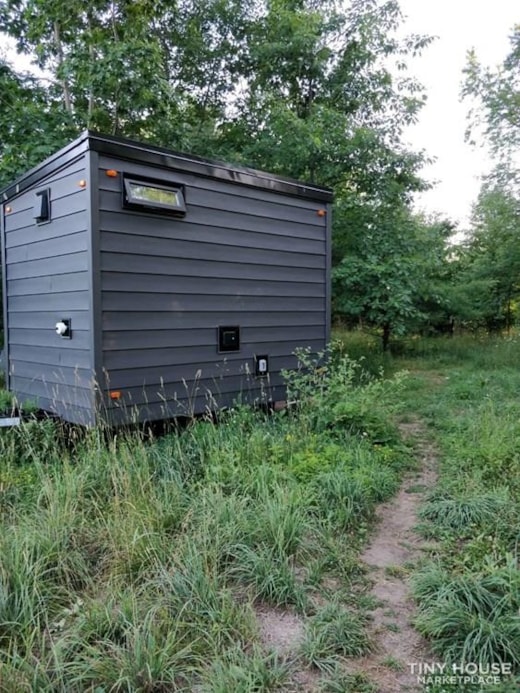 Rare Opportunity - Luxury Winterized Tiny House for Urgent Sale – $30,000 CAD