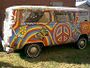 Vw bus hippie (kombi hippie).jpg