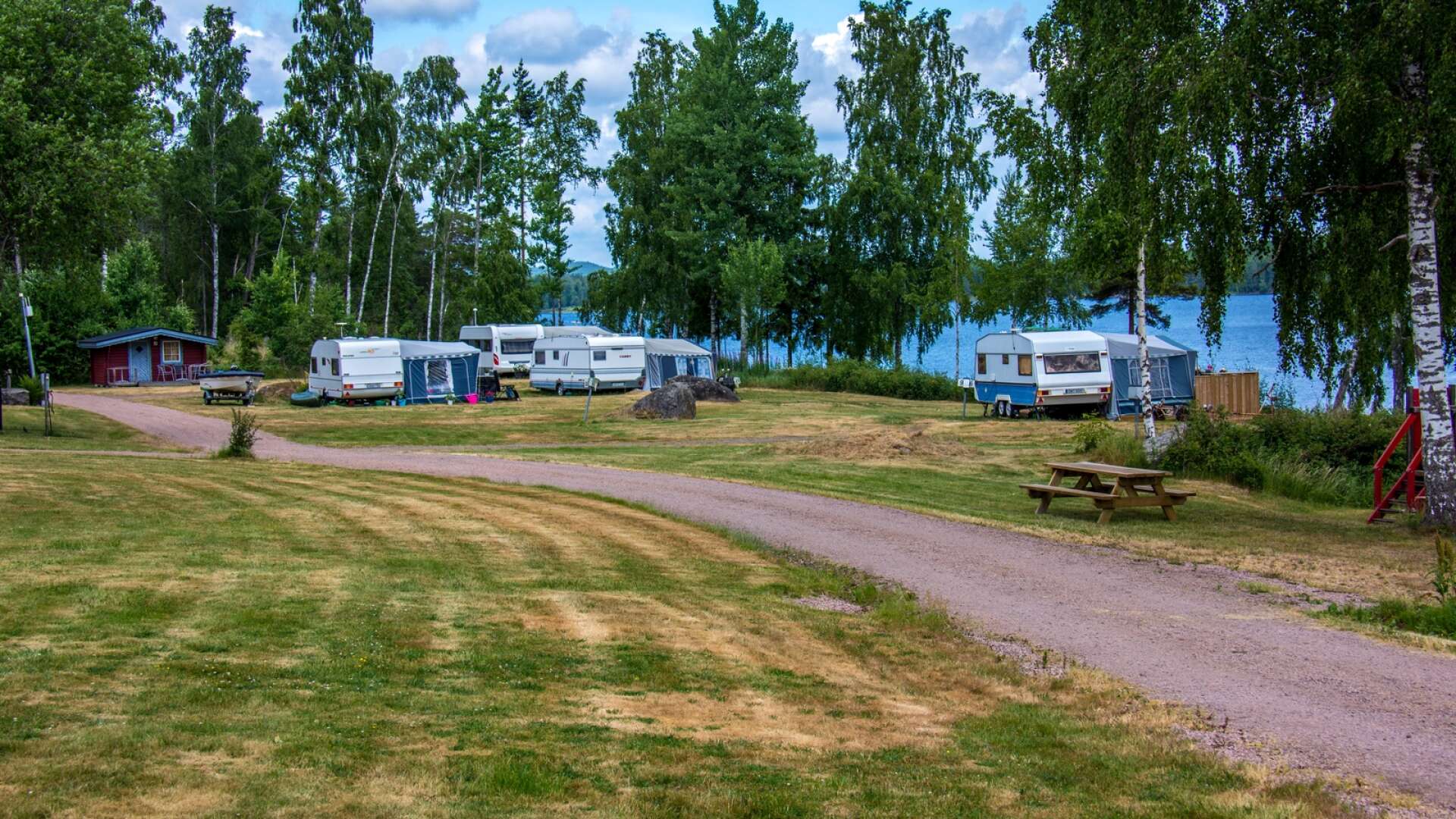 Den ideella föreningen Levande Lungsund kommer inte att driva campingen i år. 