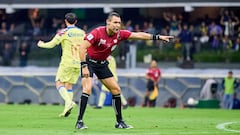  Referee Marco Antonio Ortiz during the final second leg match between America and Cruz Azul as part of the Torneo Clausura 2024 Liga BBVA MX at Azteca Stadium on May 26, 2024 in Mexico City, Mexico.