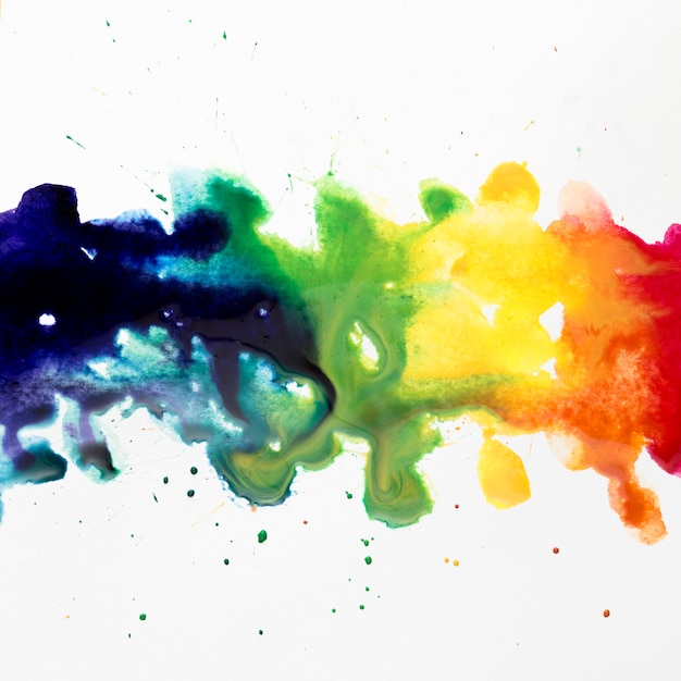 Kostenloses Foto aquarell pinselstriche mit regenbogenfarben