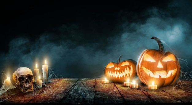 Fondo de pantalla de Halloween con calabazas malvadas