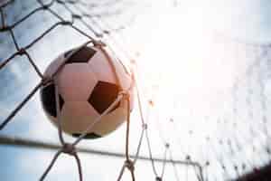 Foto gratuita el fútbol en el concepto de éxito meta
