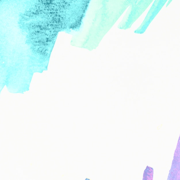 Free photo turquoise and purple brushstroke isolated on white backdrop