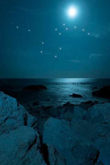 Бесплатное фото Красивые созвездия на берегу моря