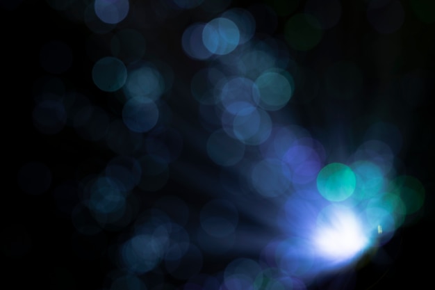 Бесплатное фото Яркие световые пятна с холодными цветами