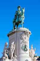 Foto gratuita praca do comercio e statua del re jose i a lisbona, portogallo