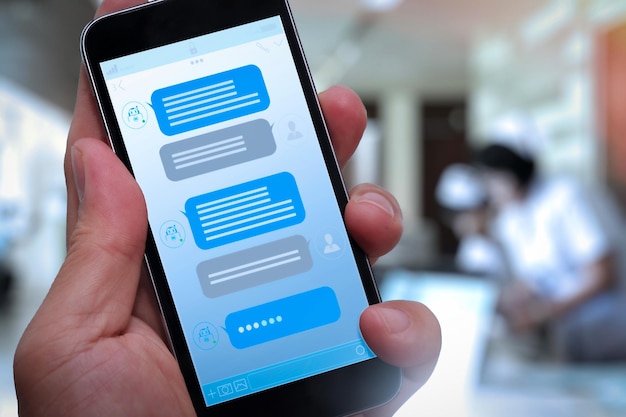 Photo conversation chatbot avec interface d'application d'écran de smartphone et technologie d'intelligence artificielle