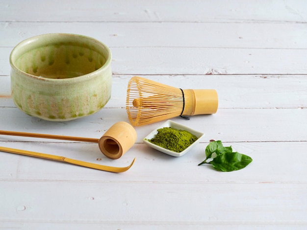 Zdjęcie tradycyjna japońska zielona herbata matcha