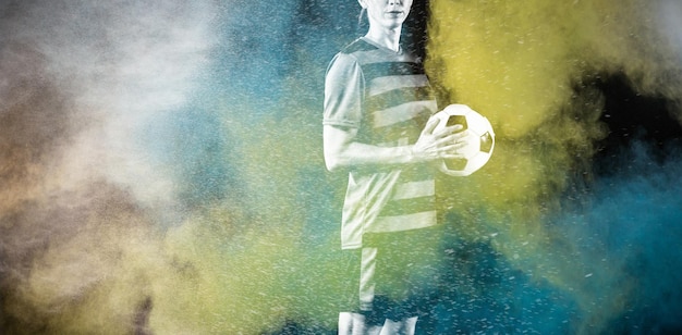 Фото Жесткая футболистка против брызг цветного порошка