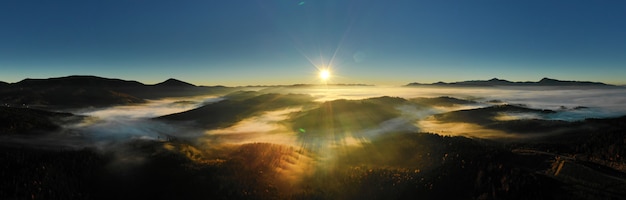 Фото Карпатская гора солнечный пейзаж