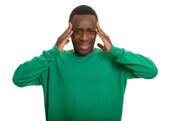 Photo portrait of young african man having headache