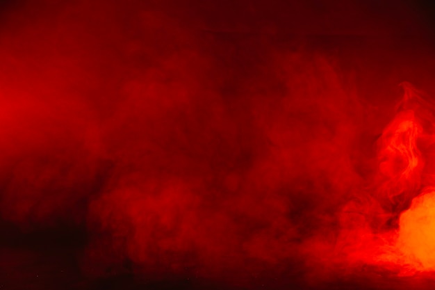 Красный дым в студии