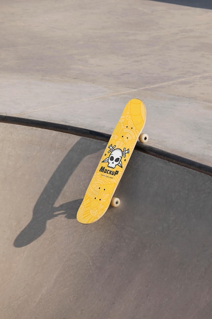 Composition with mock-up skateboard