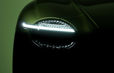 Furcsa víz alatti sebességrekord a valaha készült legerősebb Bentley-től