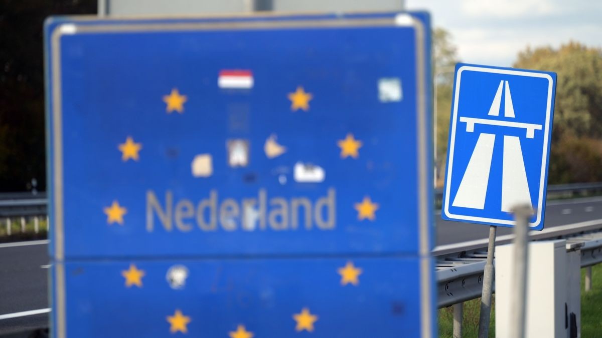 Über das lange Feiertagswochenende rund um Christi Himmelfahrt wird auf den niederländischen Autobahnen viel Verkehr und Stau erwartet.