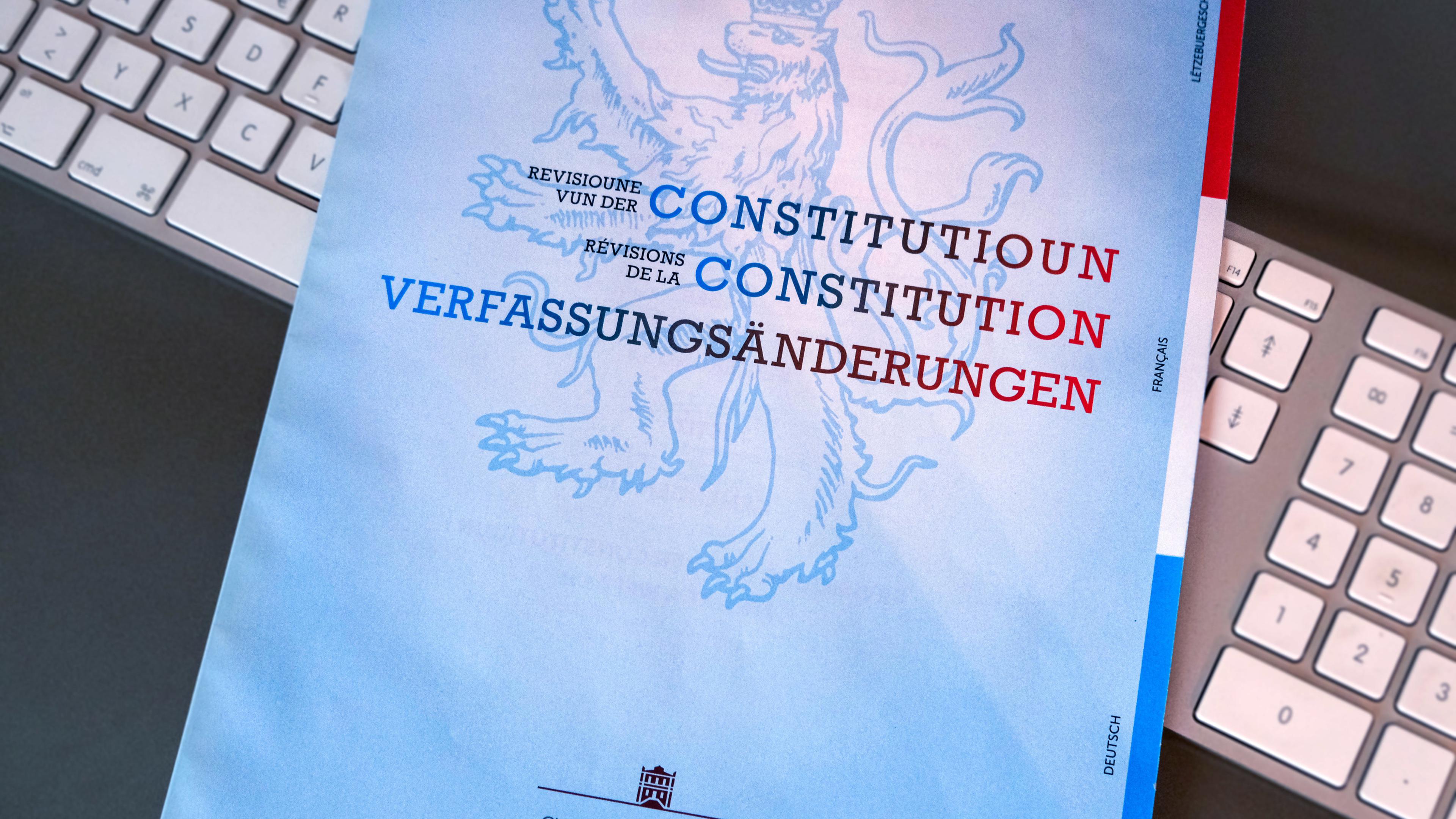 Verfassung, Verfassungsänderung, Constitution - Foto: John Schmit