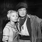 Jill Haworth and Jean Marais in Les mystères de Paris (1962)