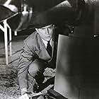 Lawrence Tierney in Bodyguard (1948)