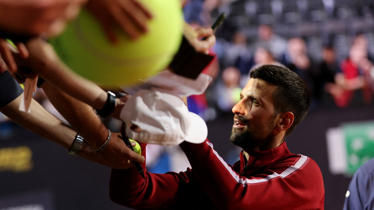 Auf Tuchfühlung mit seinen Fans: Novak Djokovic