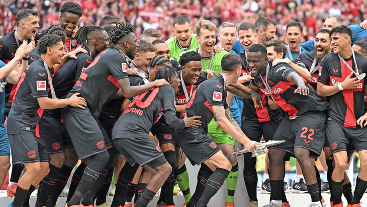 „Ungeschlagen zu bleiben ist besser“: Leverkusener Glücksmomente nach einer einzigartigen Saisonleistung