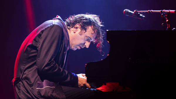 Chilly Gonzales, kanadischer Pianist und Wahlkölner, bei einem Auftritt während des 57. Montreux Jazz Festivals.