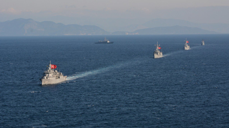 Глава Минобороны: Турция не допустит нарушения статуса Черного моря как моря мира